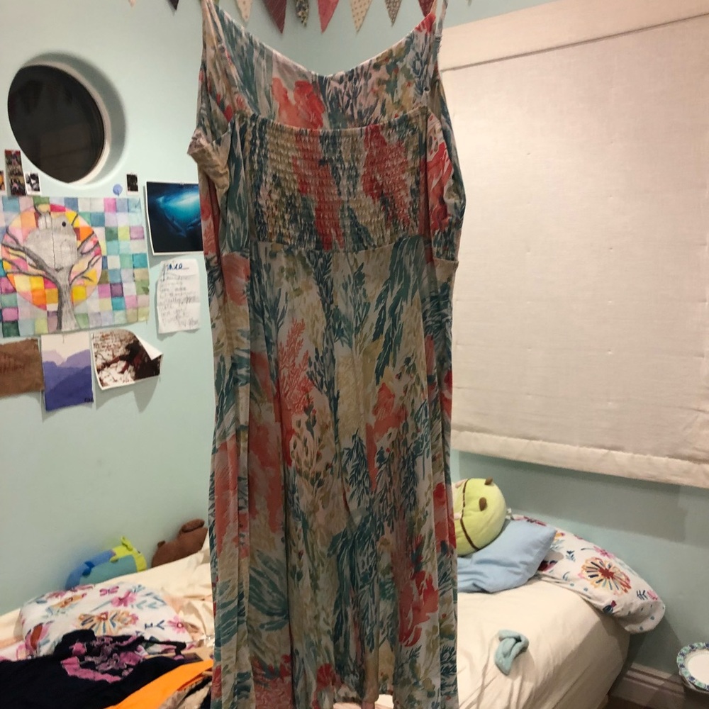 Old navy summer dress - Picture 2 of 3